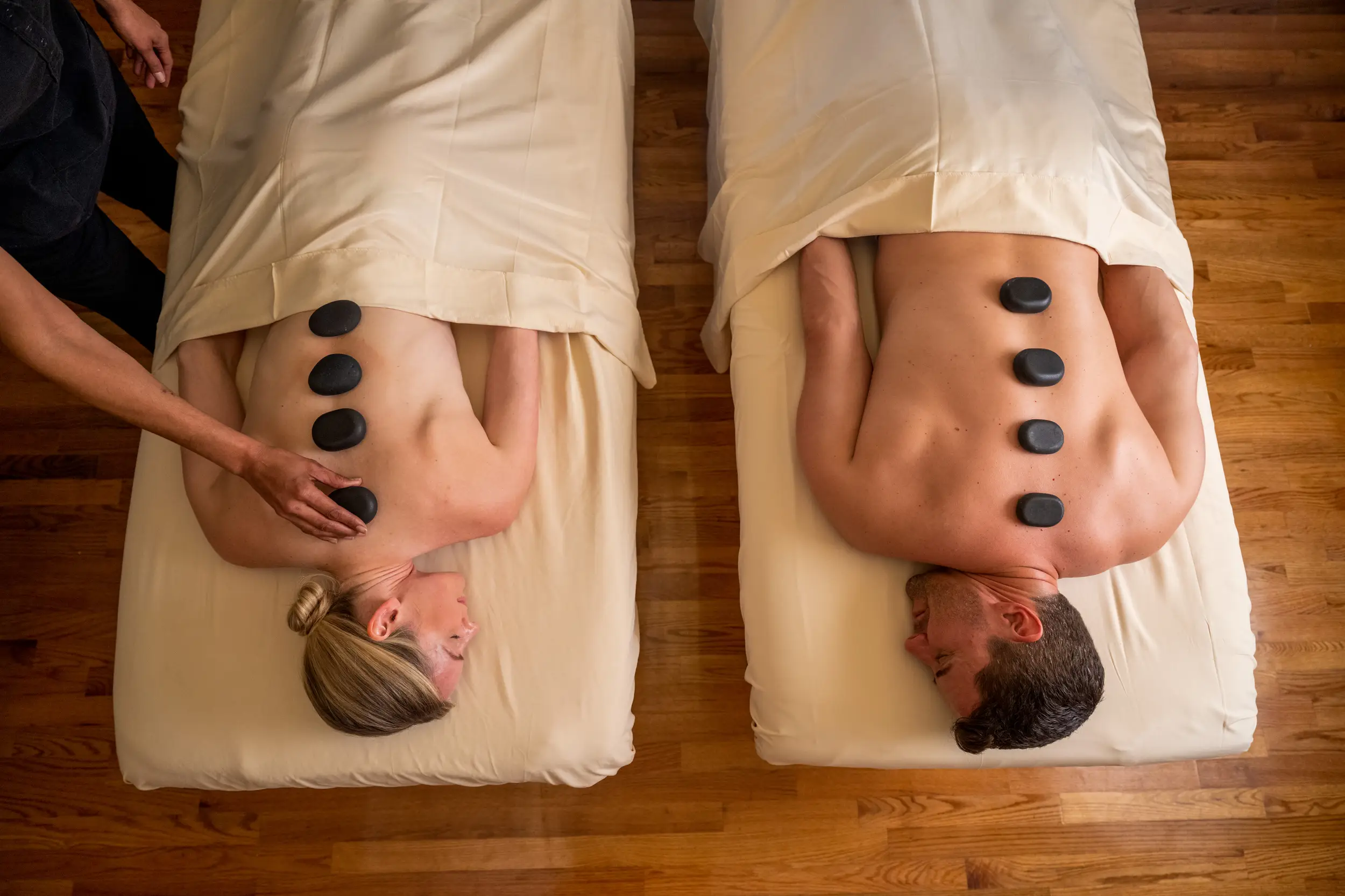 couple getting stone massage