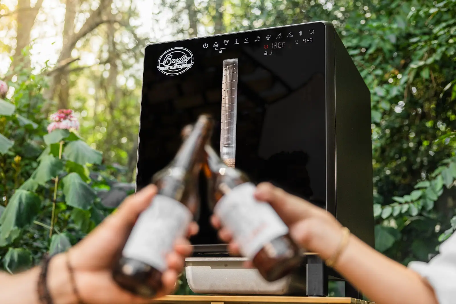 bradley smoker and cheers